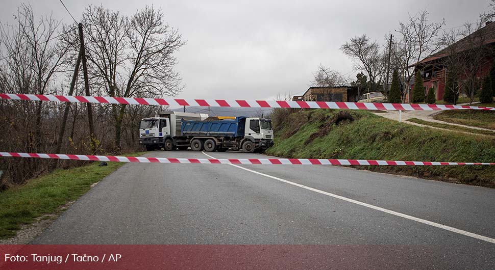 rudare kosovo barikade.jpg